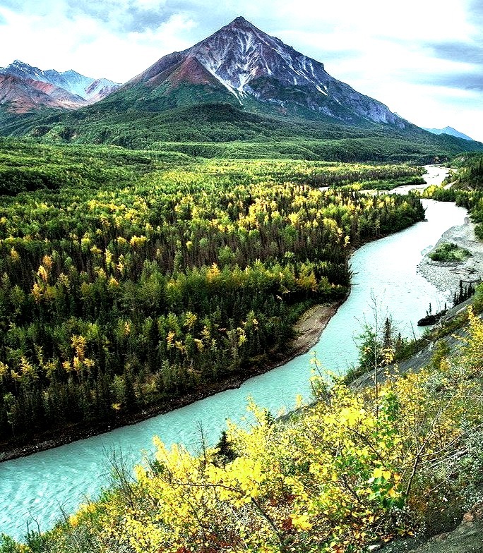 King Mountain and Matanuska River in Alaska, USA