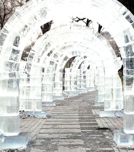 Ice arches in Zhaolin Park, Harbin / China